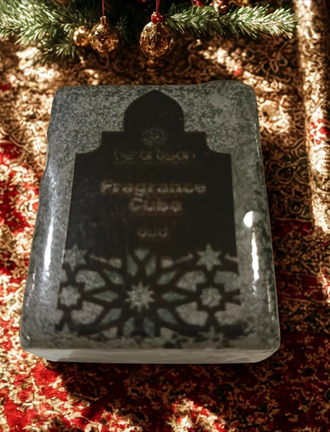 Perfumed Cube. Oud. 30g
